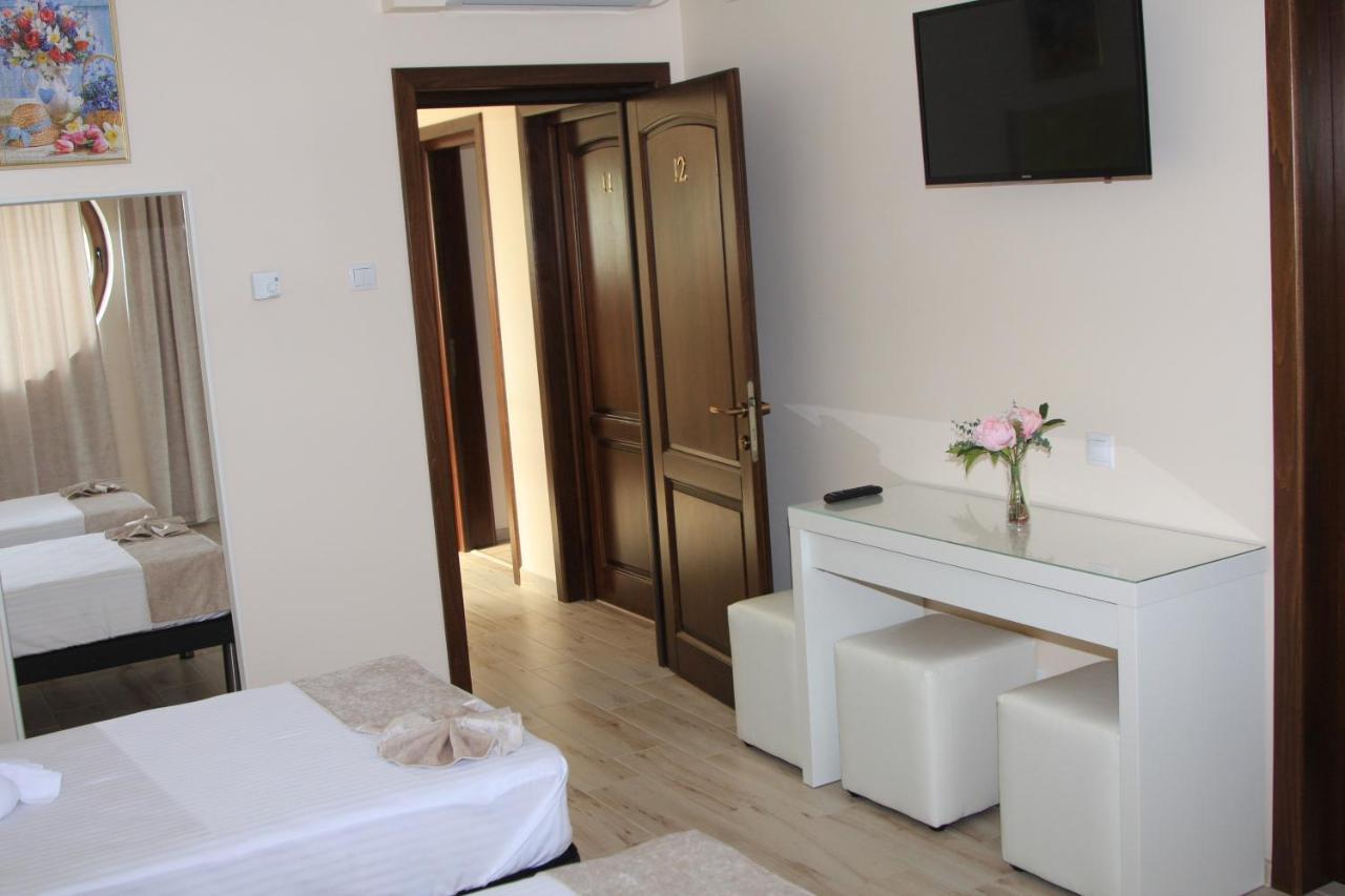 Camere De Inchiriat Băltenii de Sus Exterior photo