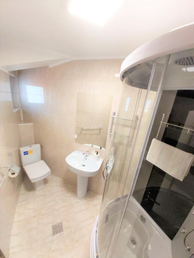 Camere De Inchiriat Băltenii de Sus Exterior photo