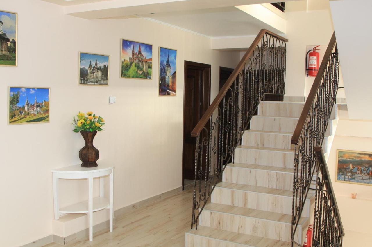 Camere De Inchiriat Băltenii de Sus Exterior photo