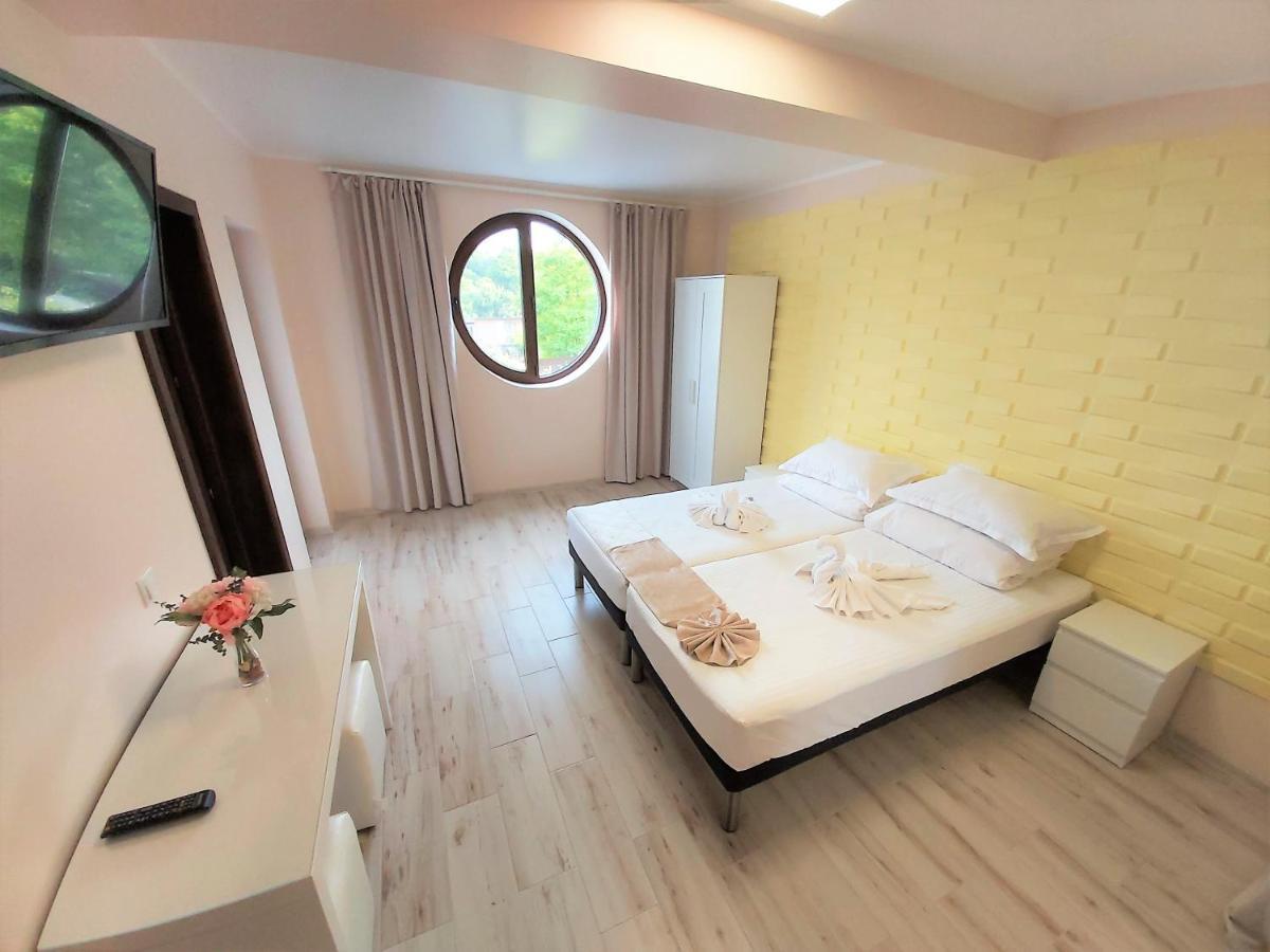 Camere De Inchiriat Băltenii de Sus Exterior photo